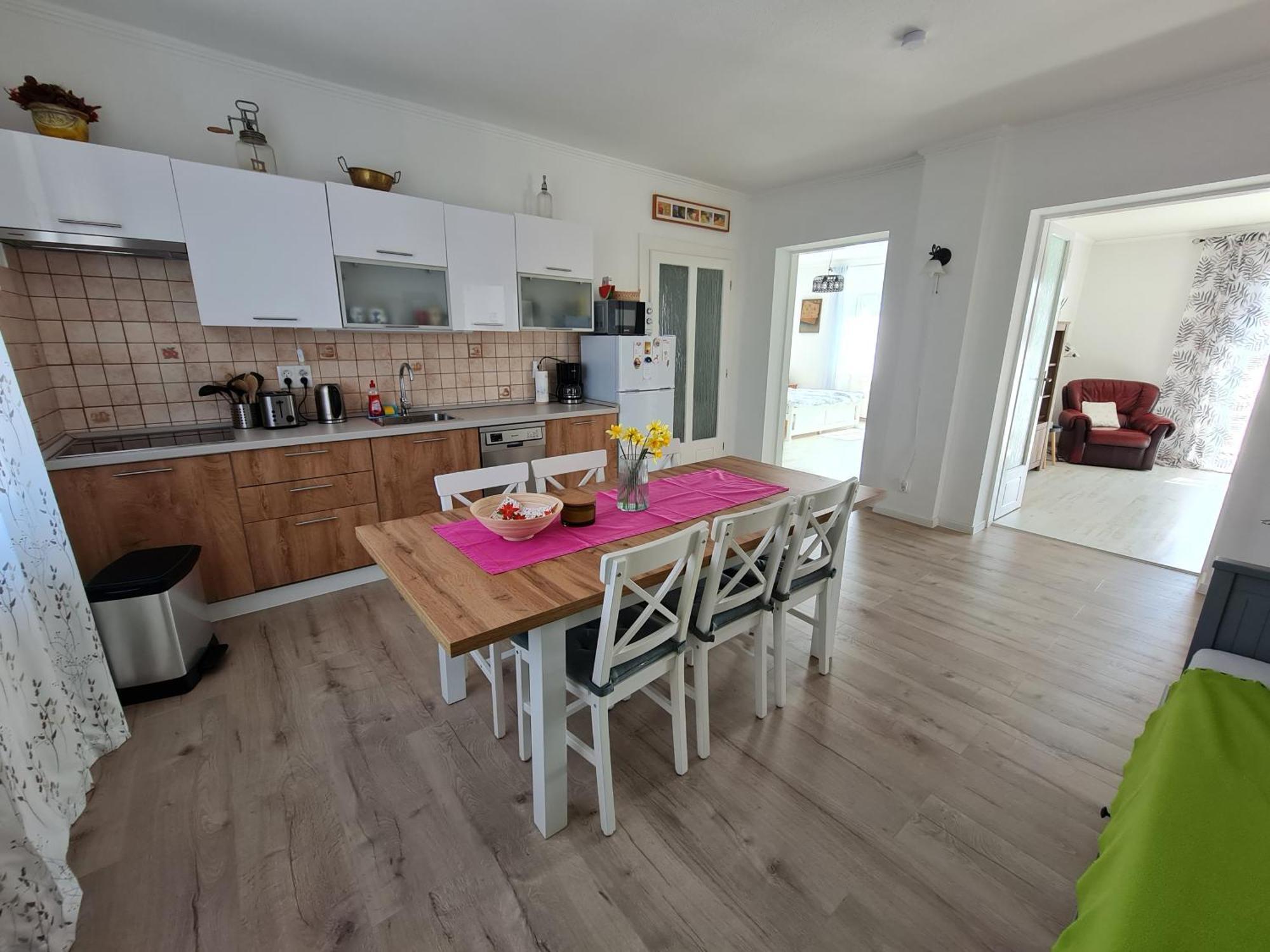 Ginger House Apartment Кестхей Екстер'єр фото